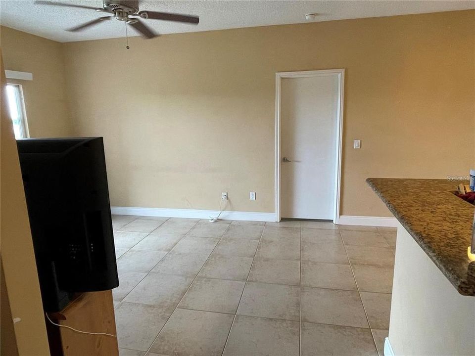 For Rent: $1,650 (2 beds, 2 baths, 954 Square Feet)