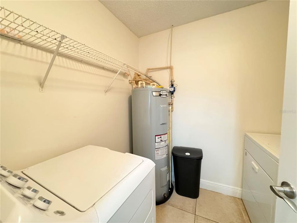 For Rent: $1,650 (2 beds, 2 baths, 954 Square Feet)