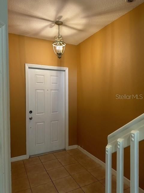 For Rent: $2,250 (2 beds, 2 baths, 1293 Square Feet)