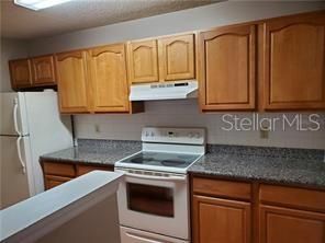 For Rent: $1,200 (1 beds, 1 baths, 632 Square Feet)