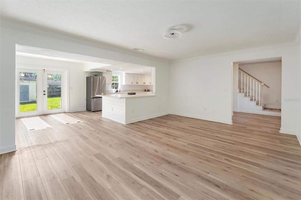 Living room and breakfast bar