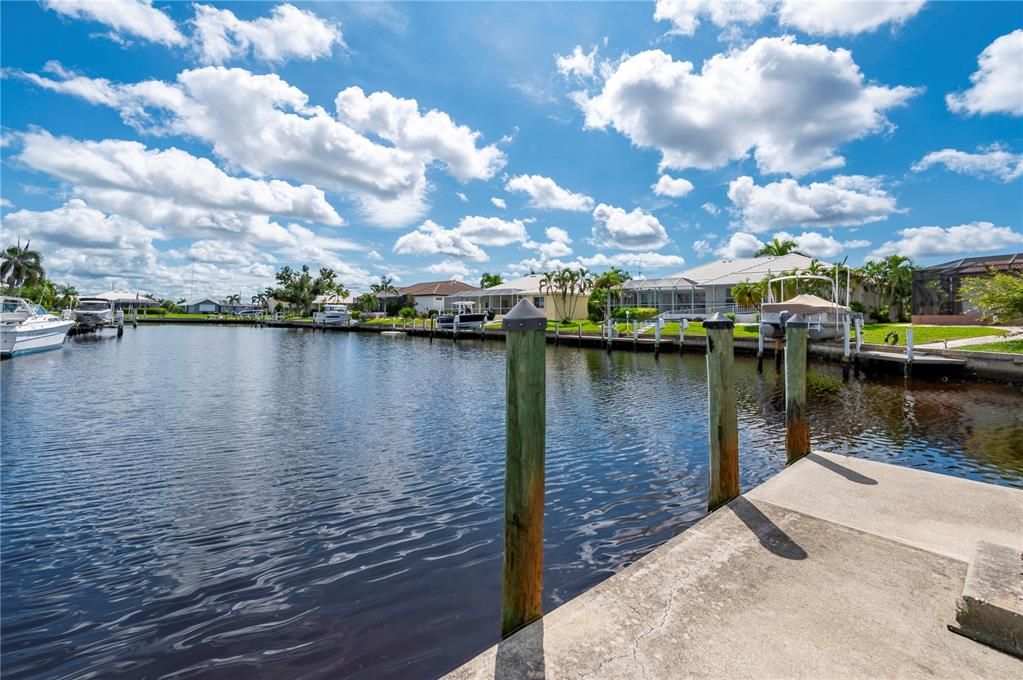 For Sale: $715,000 (3 beds, 2 baths, 1939 Square Feet)