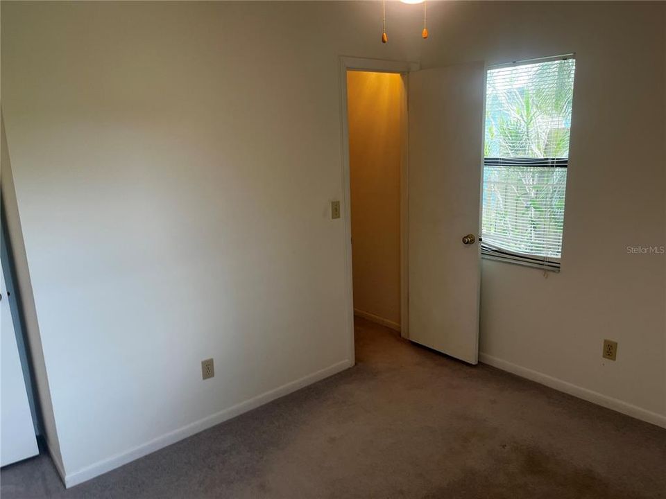 For Rent: $2,800 (3 beds, 2 baths, 1072 Square Feet)