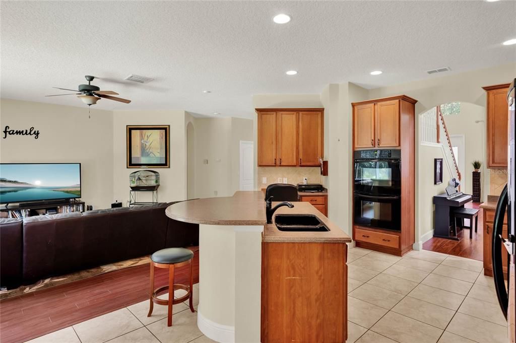 Kitchen Family Room