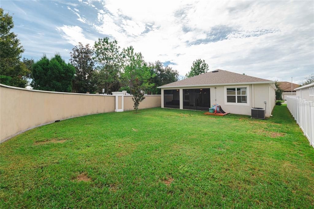 For Sale: $445,000 (4 beds, 2 baths, 2046 Square Feet)