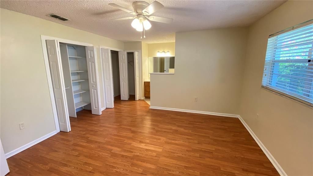 For Rent: $1,950 (3 beds, 2 baths, 1266 Square Feet)