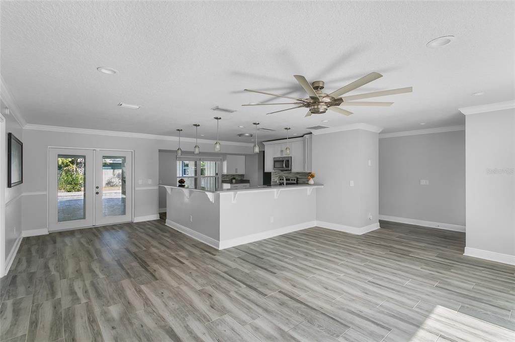 For Sale: $549,000 (4 beds, 2 baths, 2234 Square Feet)