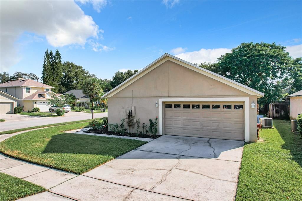 For Sale: $390,000 (3 beds, 2 baths, 1229 Square Feet)