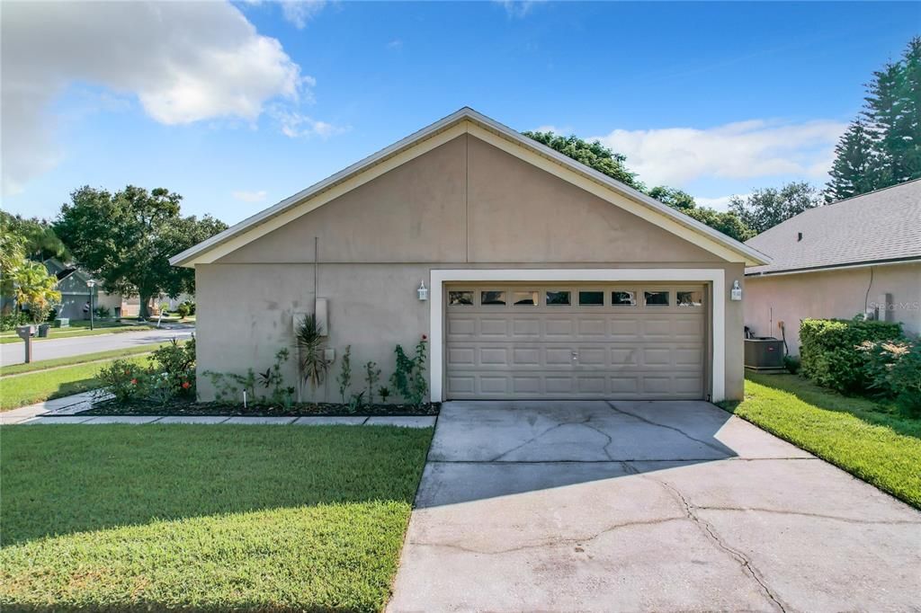 For Sale: $390,000 (3 beds, 2 baths, 1229 Square Feet)