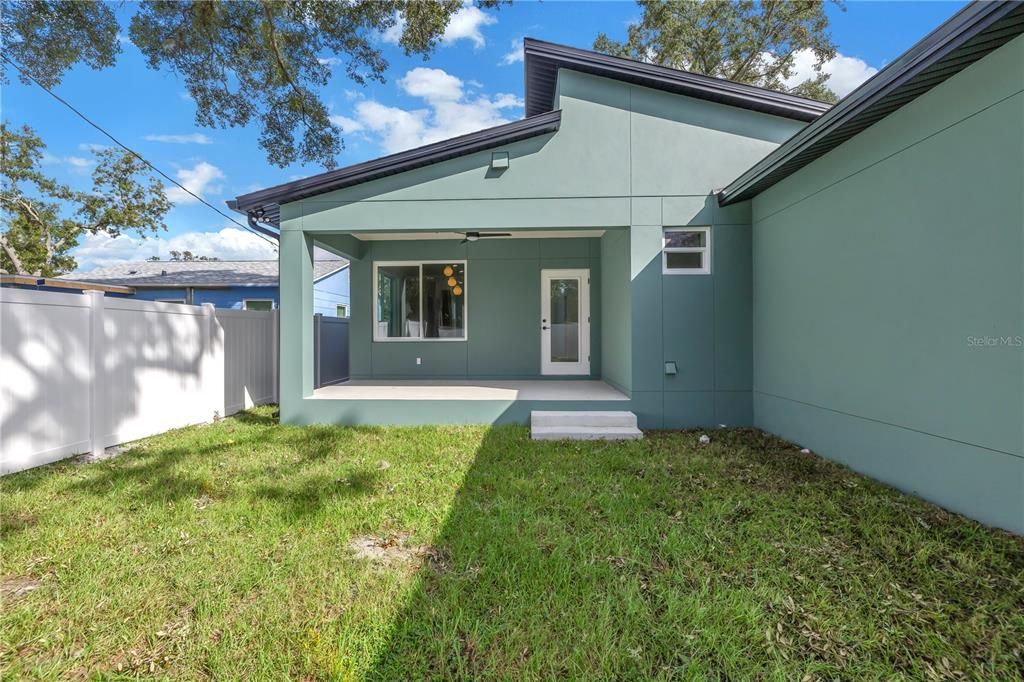 For Sale: $499,000 (3 beds, 2 baths, 1468 Square Feet)