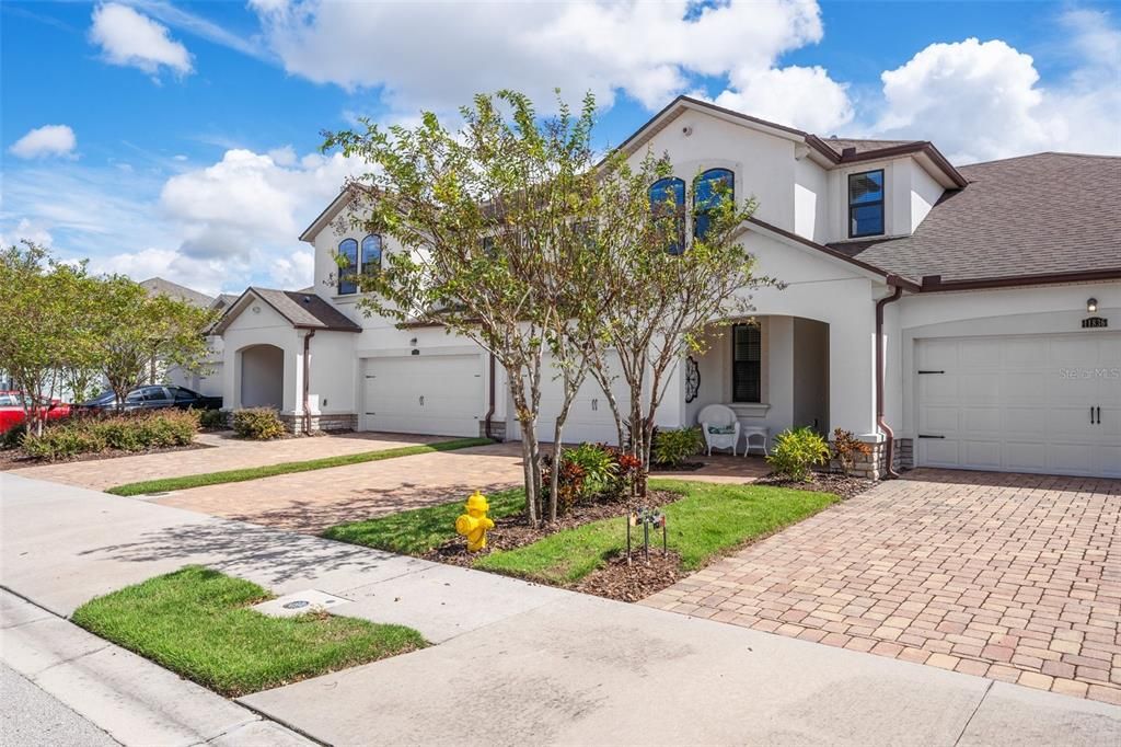 For Sale: $435,000 (3 beds, 2 baths, 1931 Square Feet)