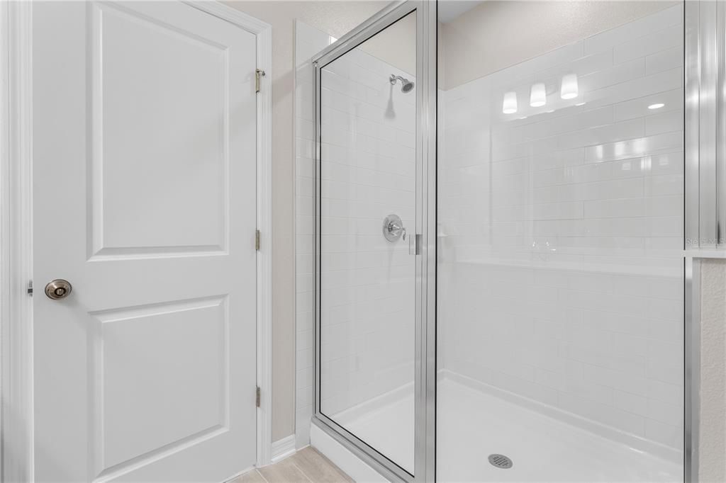 walk in Shower / Master Bathroom