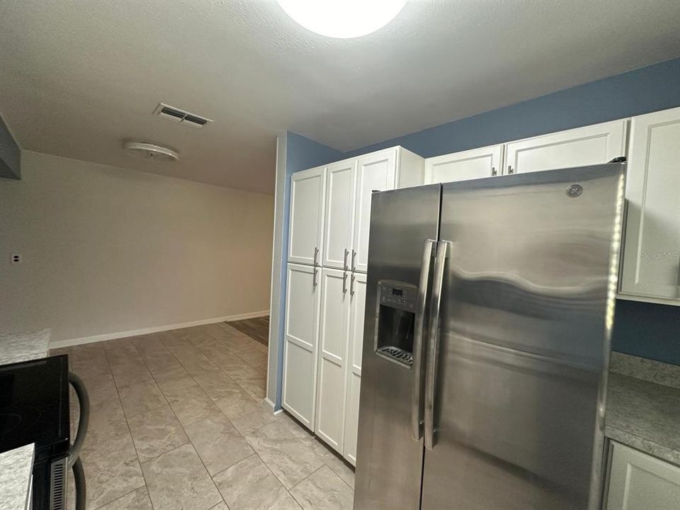 For Rent: $2,700 (3 beds, 2 baths, 1537 Square Feet)