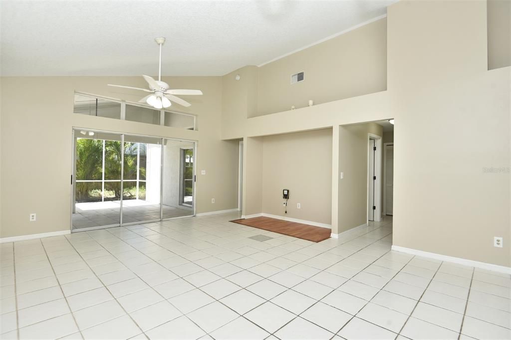 For Sale: $399,900 (3 beds, 2 baths, 1458 Square Feet)