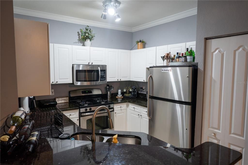 For Sale: $299,000 (4 beds, 2 baths, 1620 Square Feet)