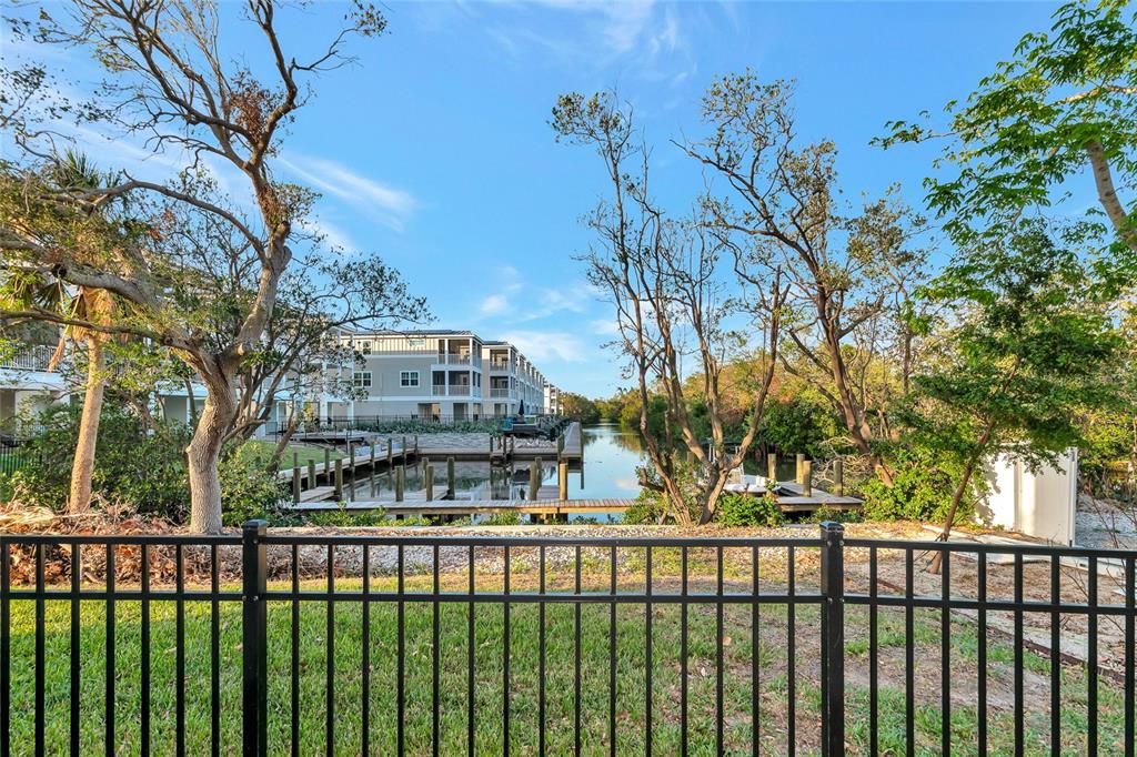 For Sale: $1,490,000 (3 beds, 2 baths, 1678 Square Feet)