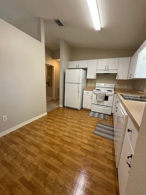 For Rent: $1,375 (2 beds, 2 baths, 1494 Square Feet)