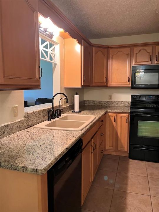 For Rent: $1,650 (2 beds, 2 baths, 1215 Square Feet)