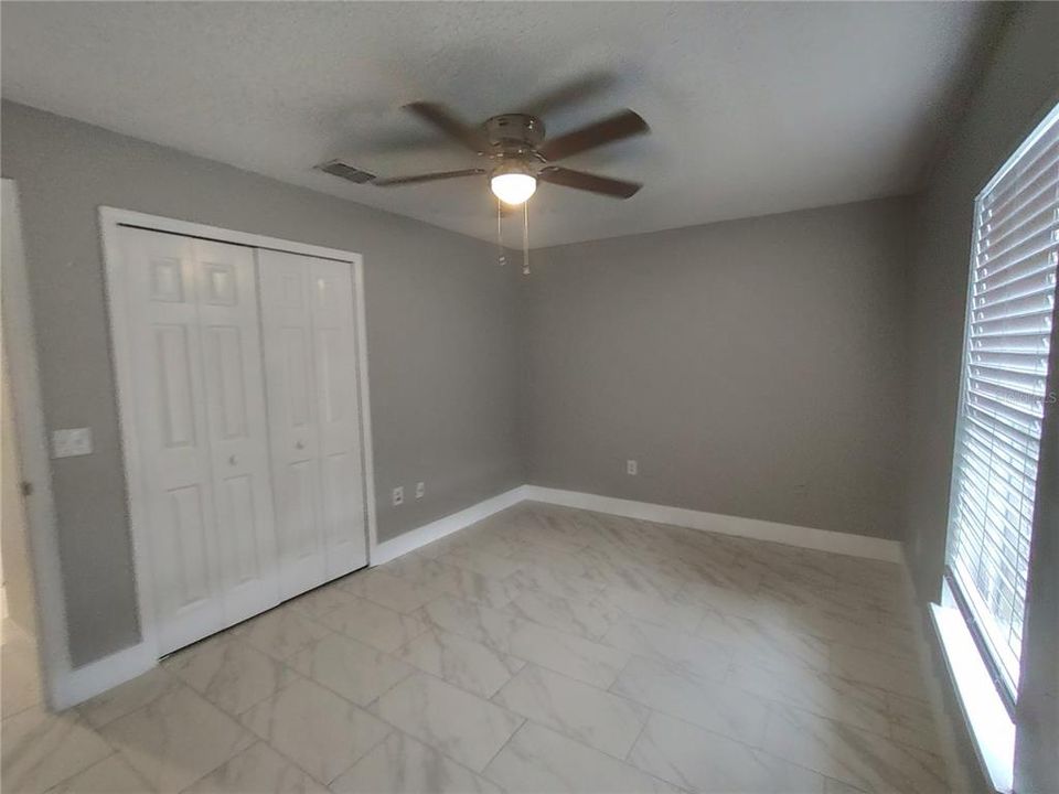 For Rent: $2,195 (4 beds, 2 baths, 2088 Square Feet)