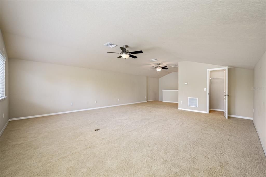 Upstairs Bonus Room