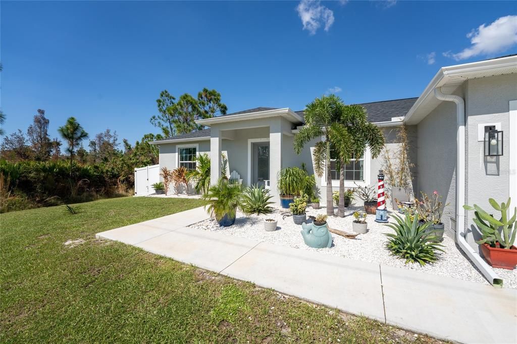 For Sale: $424,900 (3 beds, 2 baths, 1640 Square Feet)