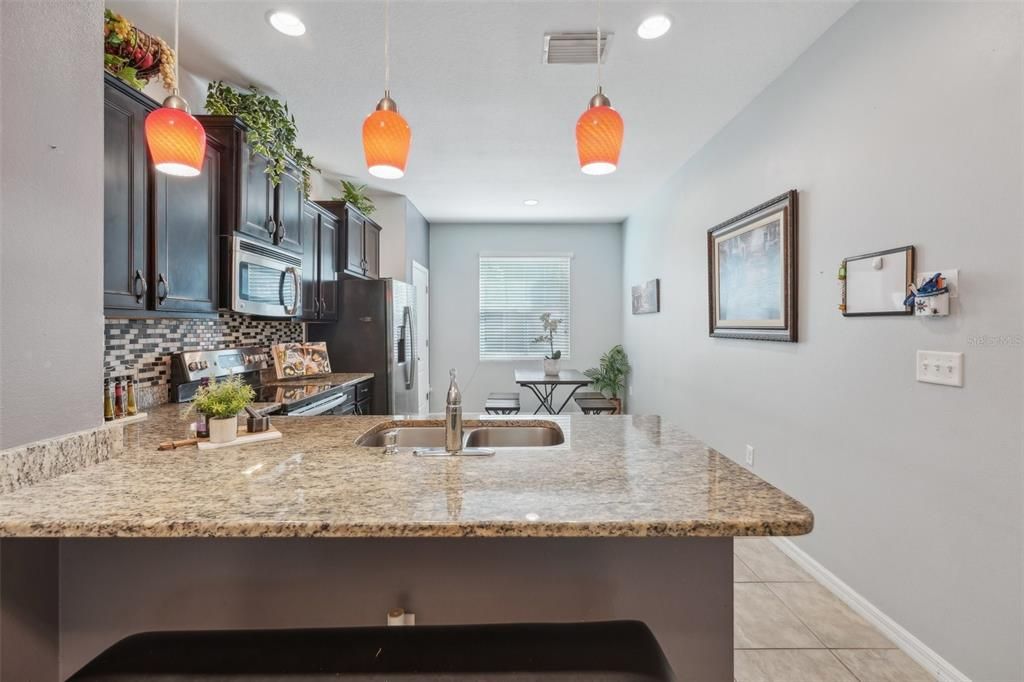 For Sale: $349,900 (3 beds, 2 baths, 1704 Square Feet)