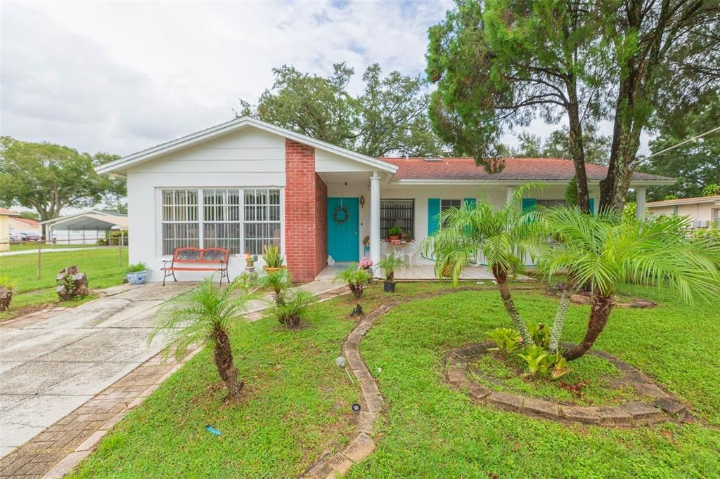 For Sale: $480,000 (4 beds, 2 baths, 1930 Square Feet)