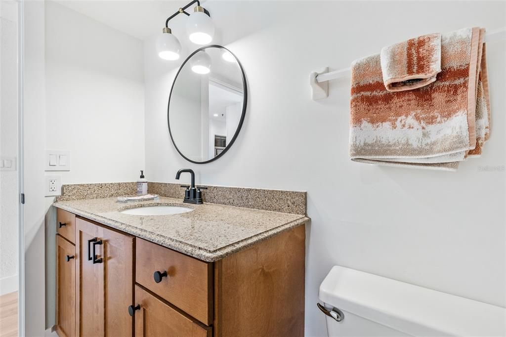 For Sale: $590,800 (2 beds, 2 baths, 1053 Square Feet)