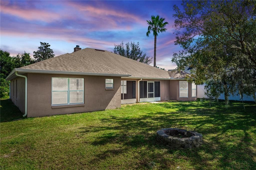 For Sale: $469,999 (4 beds, 2 baths, 2397 Square Feet)