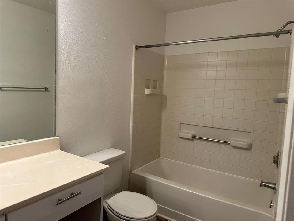 For Rent: $1,350 (1 beds, 1 baths, 665 Square Feet)