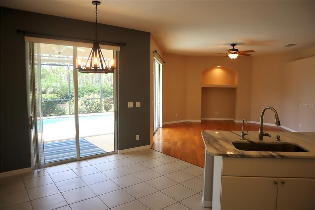 For Sale: $419,900 (3 beds, 2 baths, 1705 Square Feet)