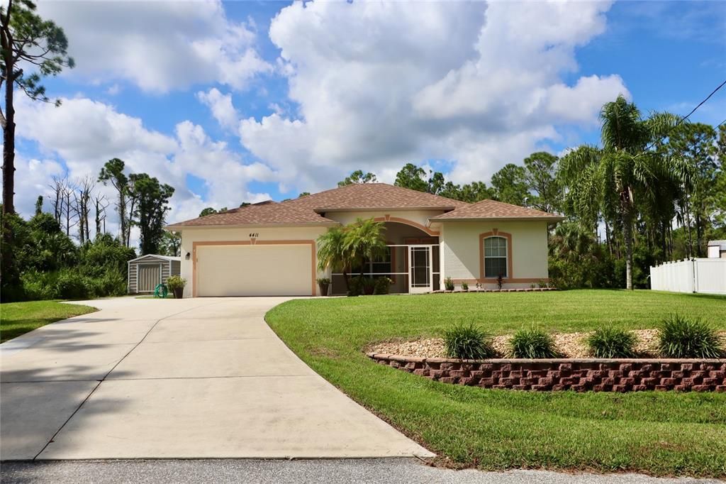 For Sale: $419,900 (3 beds, 2 baths, 1705 Square Feet)