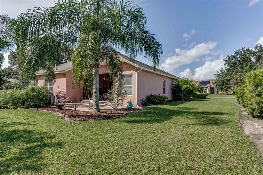 For Sale: $465,000 (4 beds, 2 baths, 2290 Square Feet)