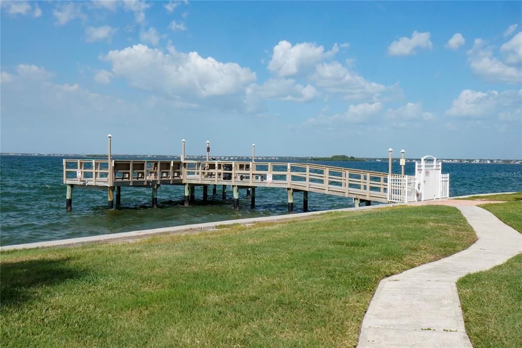 Royal Stewart Arms is a 55+ Condo Community featuring heated pool, Tennis courts, Shuffleboard, Pickleball, community center, sauna, fishing pier, and so much more! Located on the beautiful Dunedin Causeway just before Honeymoon State Park & Beaches.