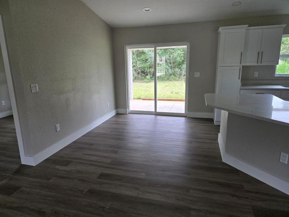 For Sale: $264,900 (3 beds, 2 baths, 1486 Square Feet)