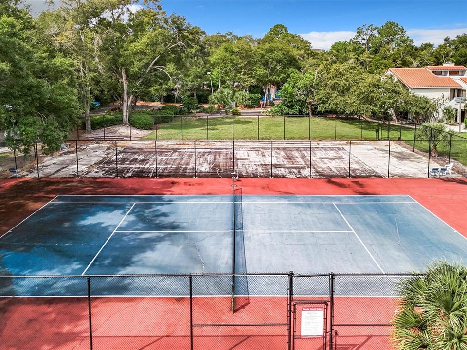 community tennis court