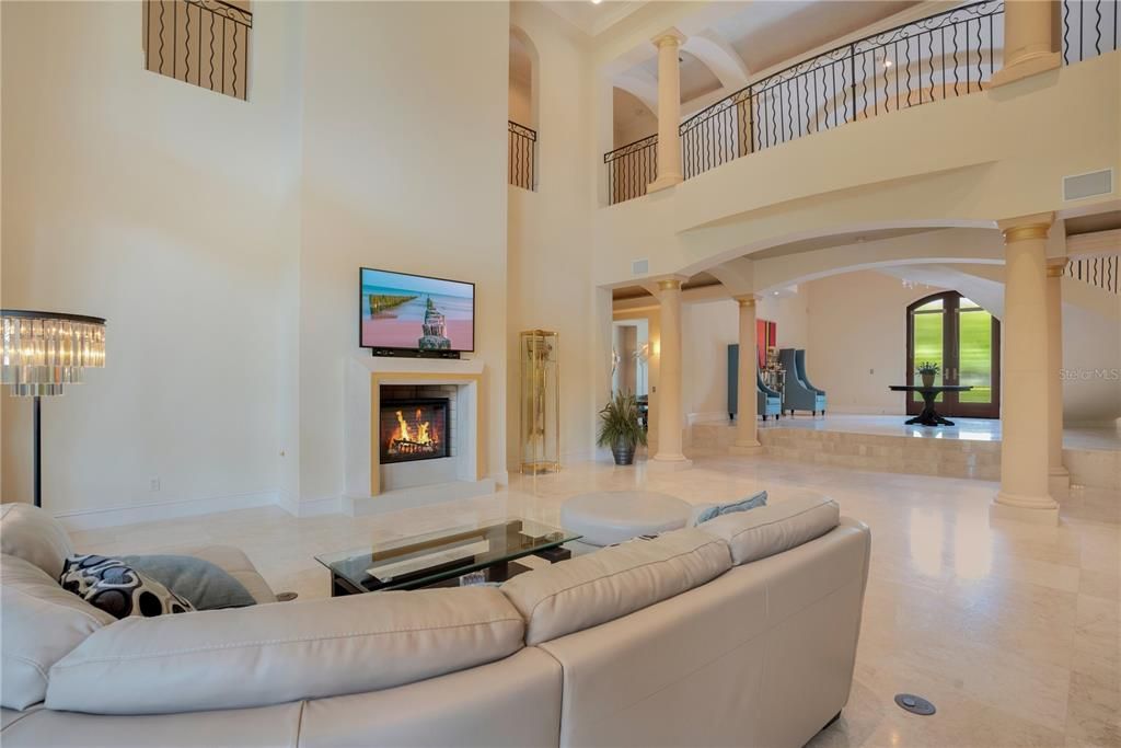 For Sale: $5,500,000 (6 beds, 7 baths, 10701 Square Feet)