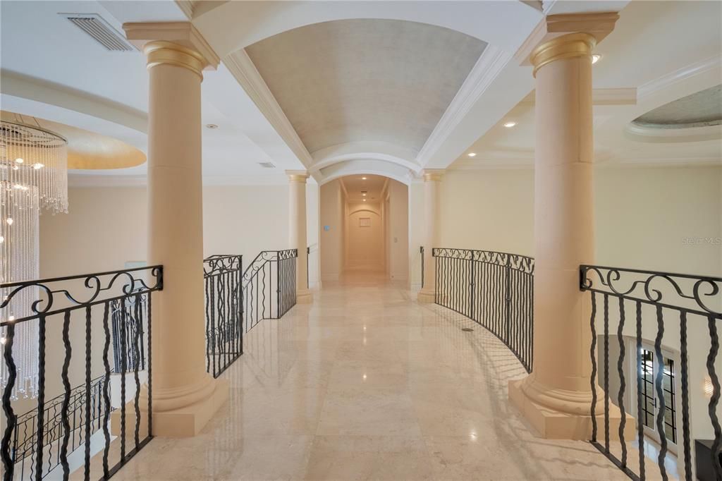 For Sale: $5,500,000 (6 beds, 7 baths, 10701 Square Feet)