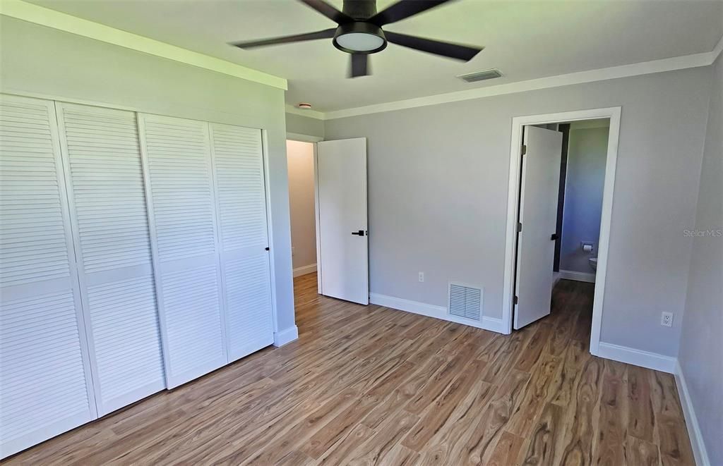 For Sale: $449,000 (3 beds, 2 baths, 1542 Square Feet)