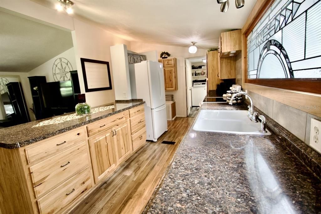 For Sale: $379,900 (2 beds, 2 baths, 1200 Square Feet)