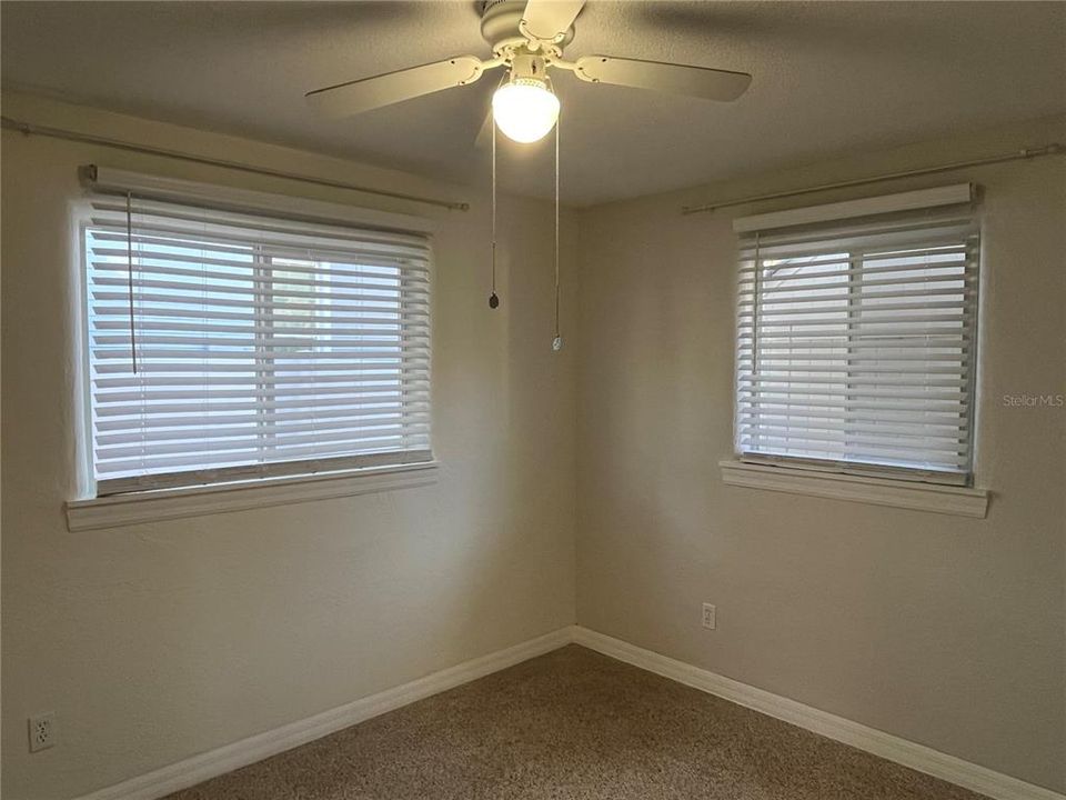 For Rent: $2,250 (2 beds, 1 baths, 1012 Square Feet)