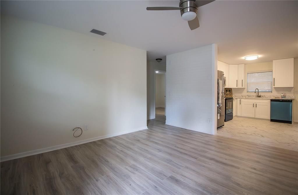 For Rent: $2,600 (2 beds, 2 baths, 1096 Square Feet)