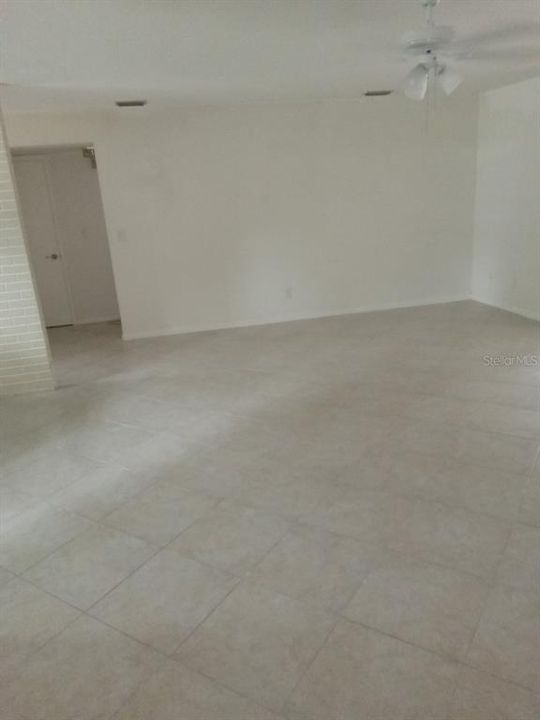 En Venta: $375,000 (3 camas, 2 baños, 1438 Pies cuadrados)