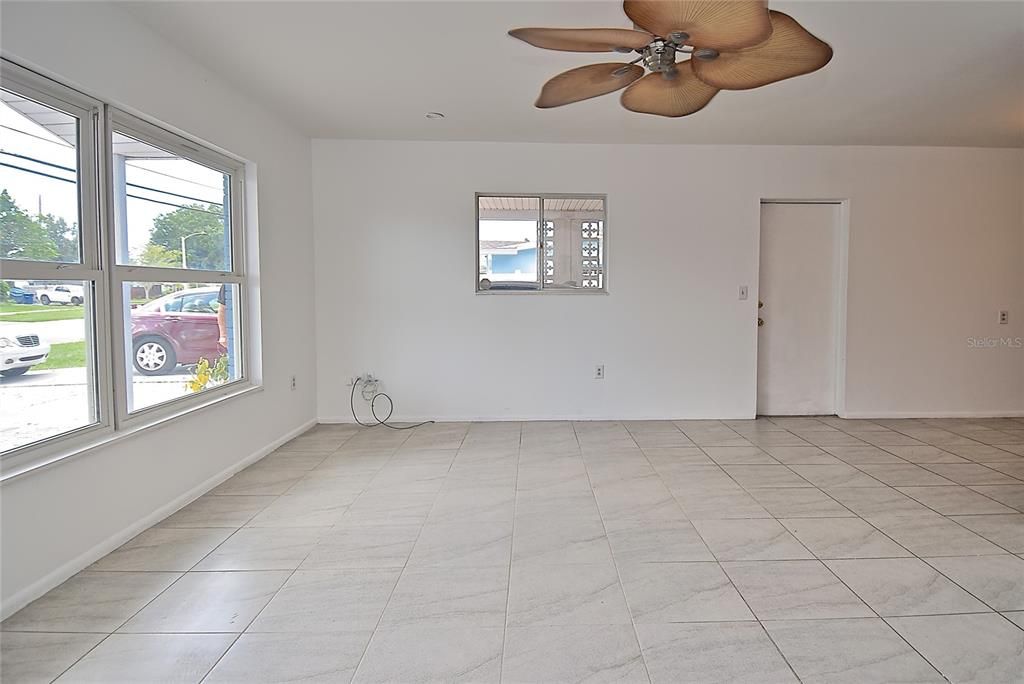 Living Room/Great Room  | 255 Shamrock Blvd, Venice, FL 34293