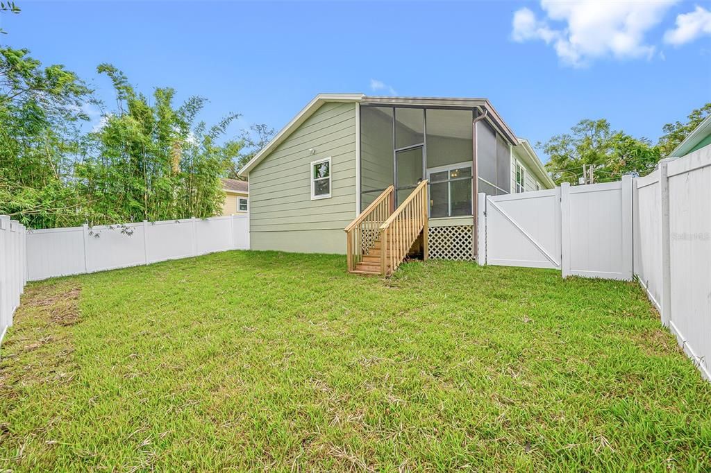 For Sale: $399,900 (3 beds, 2 baths, 1232 Square Feet)