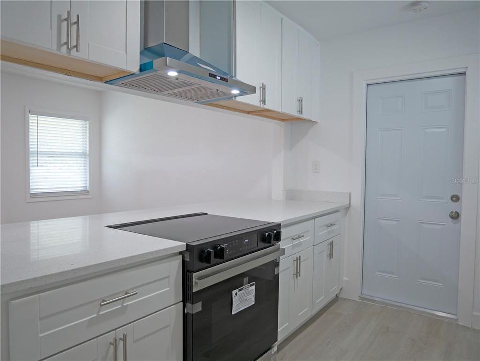 For Sale: $450,000 (3 beds, 2 baths, 1236 Square Feet)