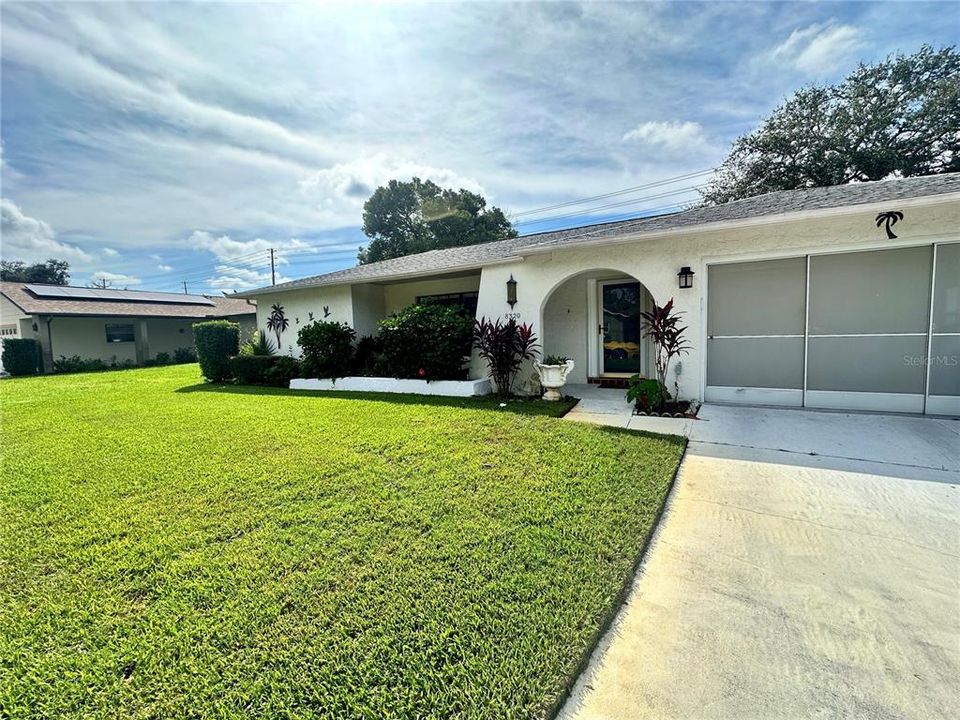 For Sale: $274,999 (3 beds, 2 baths, 1401 Square Feet)