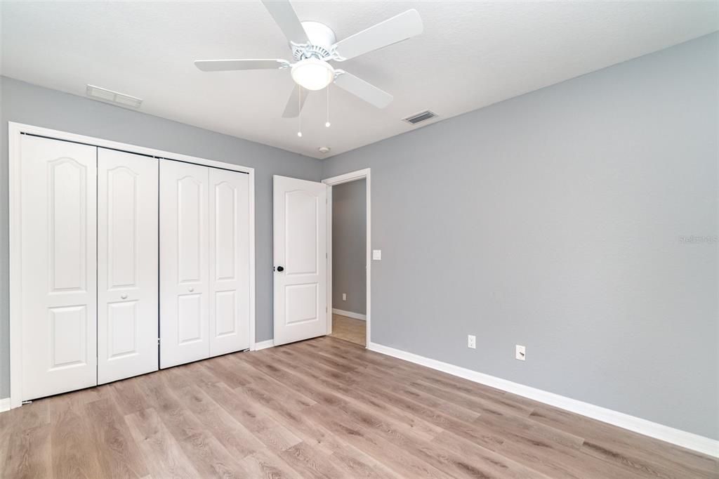 For Sale: $349,900 (3 beds, 2 baths, 1631 Square Feet)