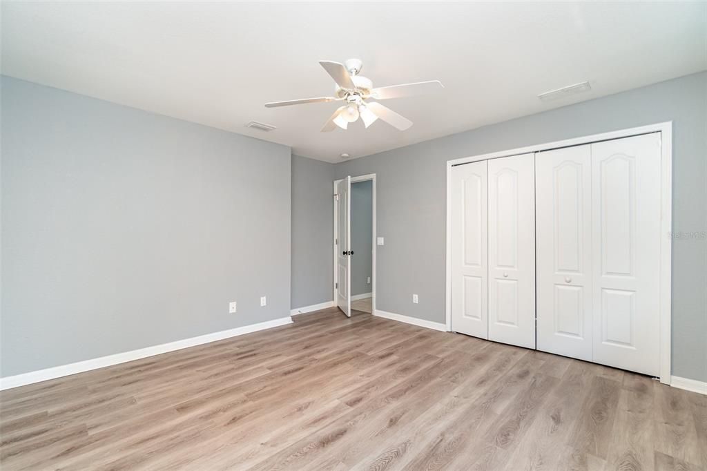 For Sale: $349,900 (3 beds, 2 baths, 1631 Square Feet)