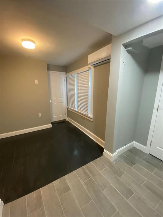 For Rent: $2,000 (2 beds, 1 baths, 2690 Square Feet)